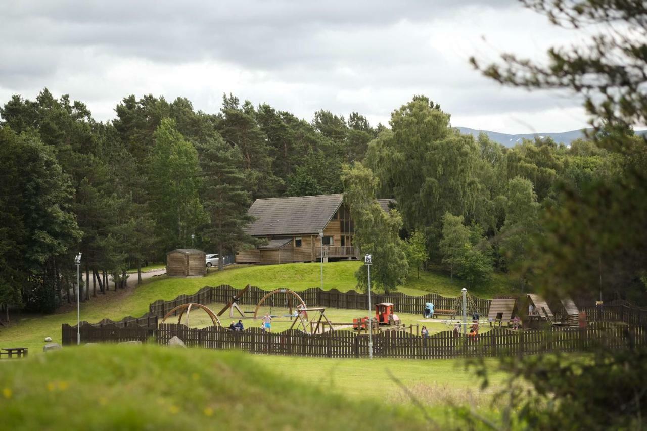 Macdonald Woodland Lodges At Macdonald Aviemore Resort Eksteriør bilde